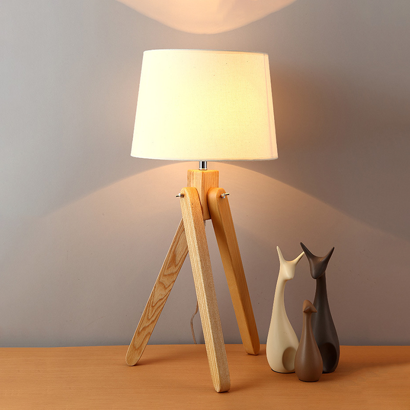 Lámparas de suelo hechas en ma - Floor Lamp Tripod reseña y precio