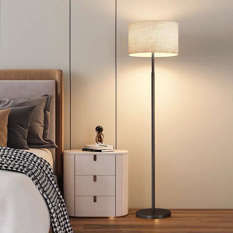 Lámpara de Pie LED de Diseño N - Floor Lamp Tripod reseña y precio